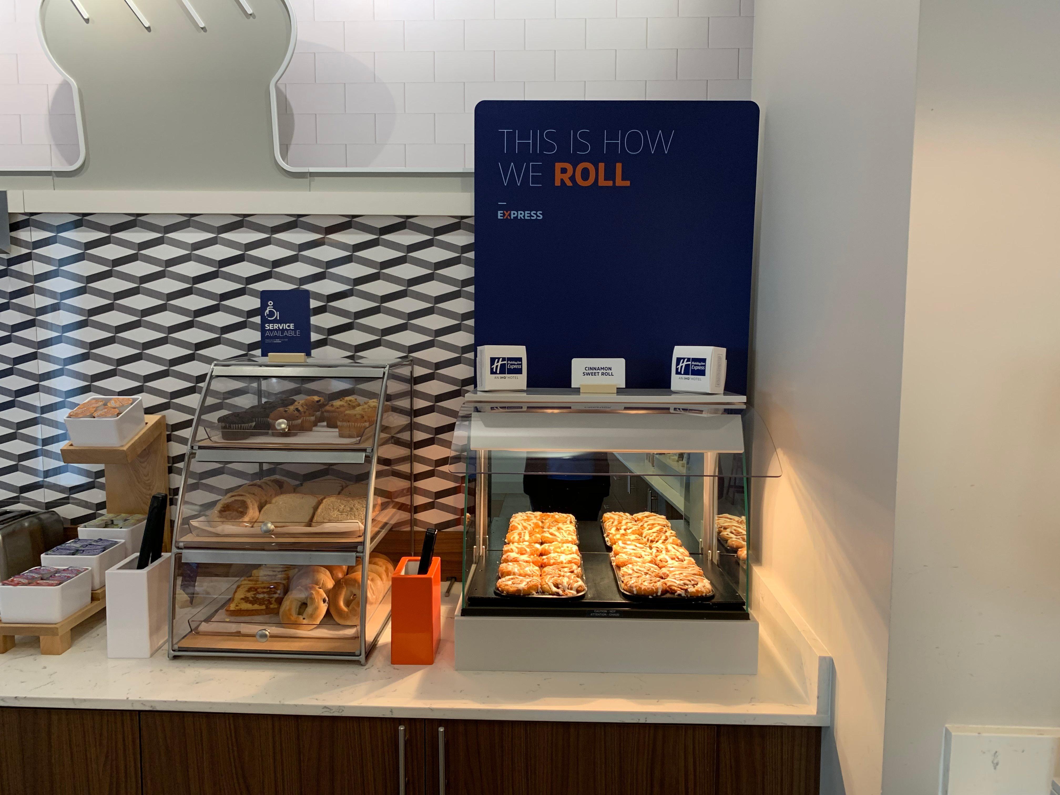 Holiday Inn Express & Suites Moore By Ihg Εξωτερικό φωτογραφία