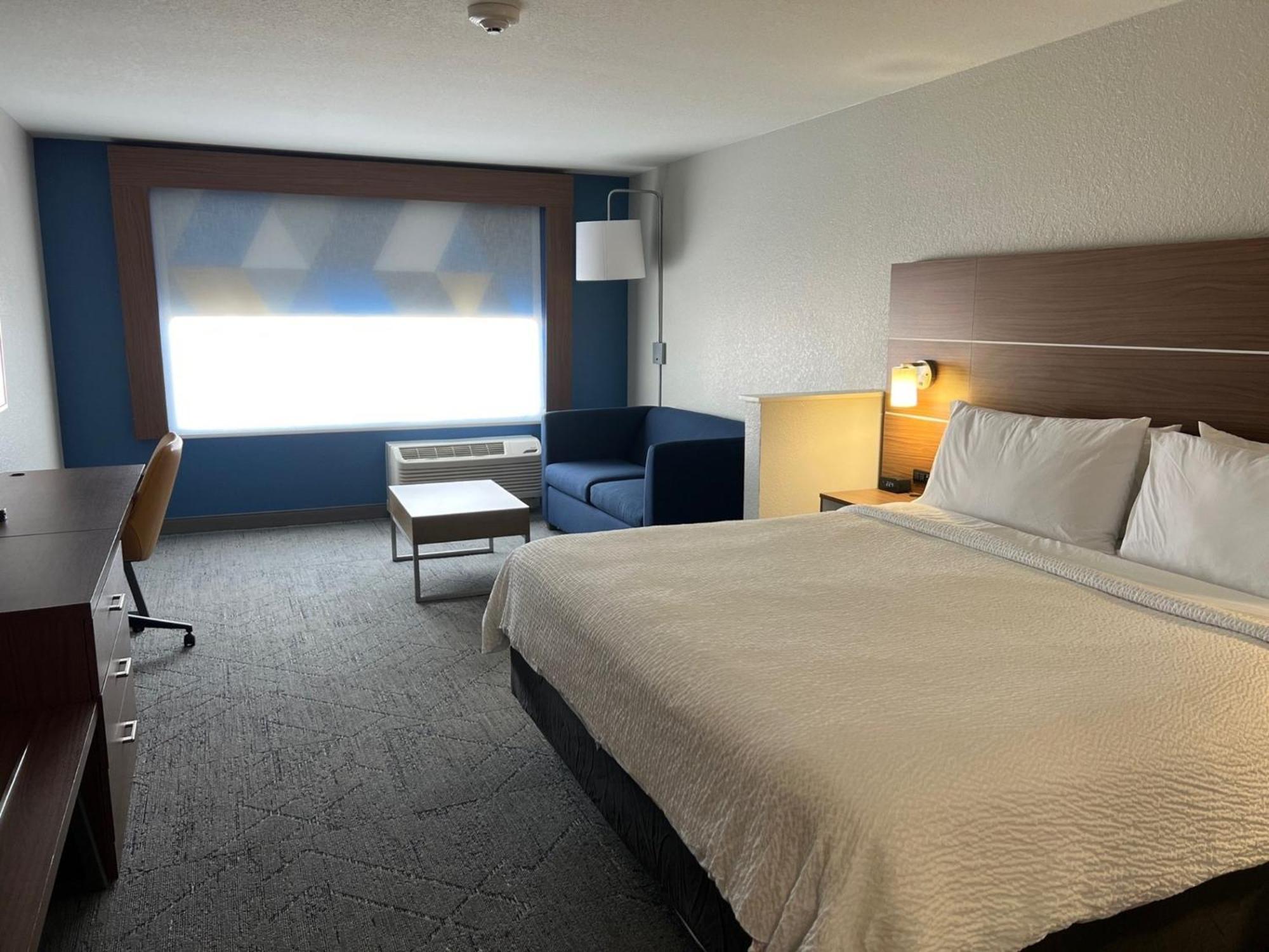 Holiday Inn Express & Suites Moore By Ihg Εξωτερικό φωτογραφία