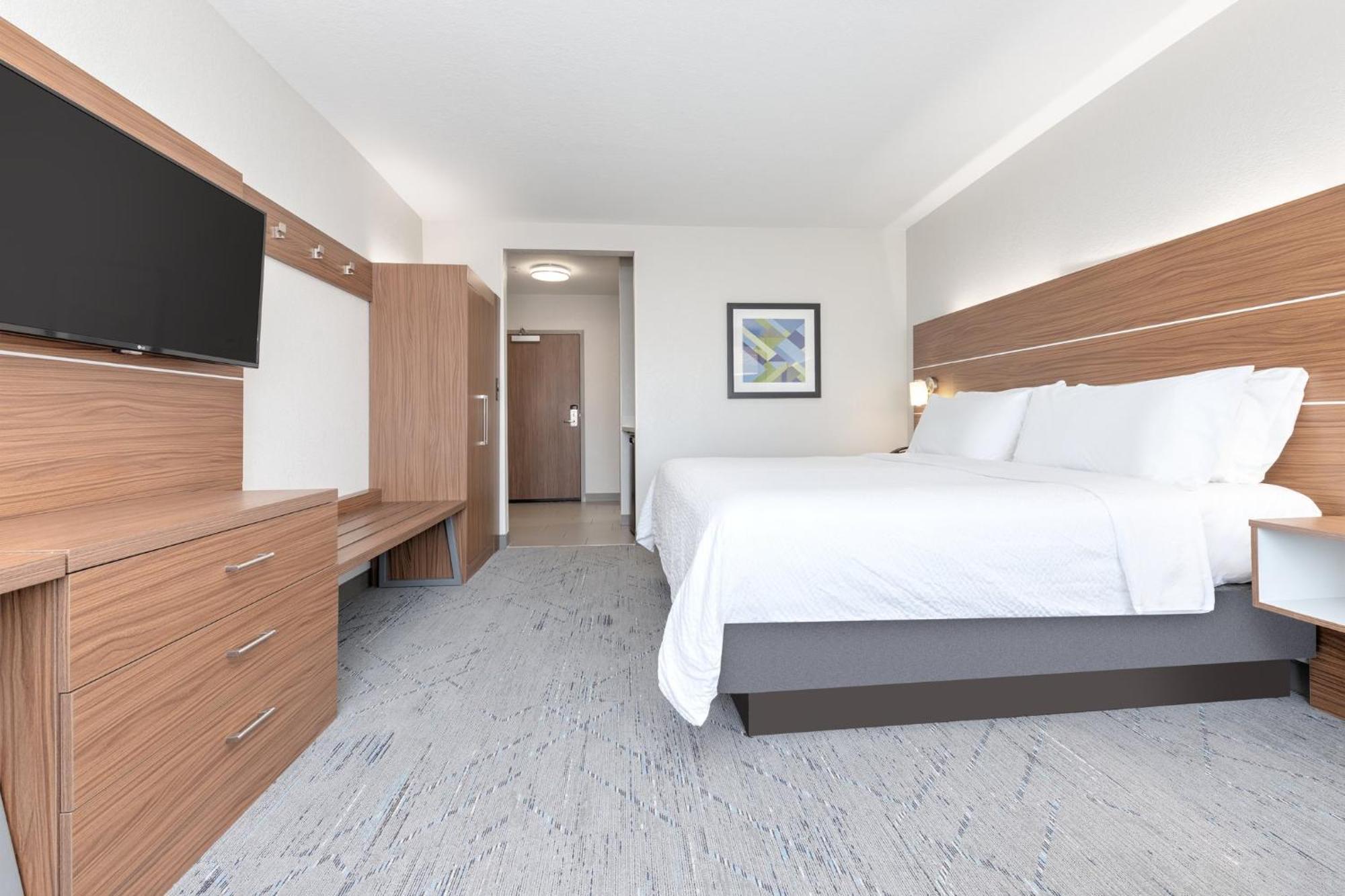 Holiday Inn Express & Suites Moore By Ihg Εξωτερικό φωτογραφία