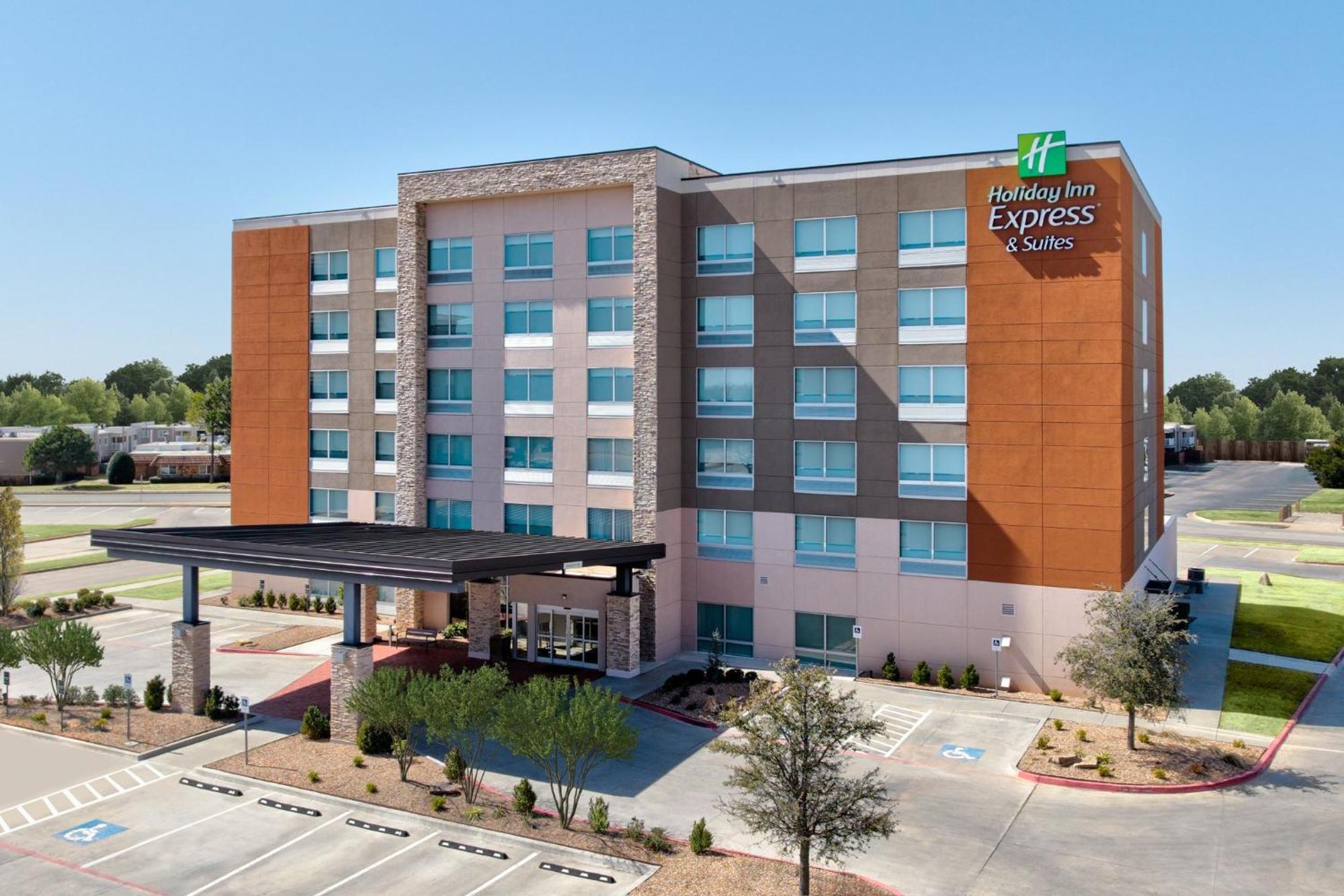 Holiday Inn Express & Suites Moore By Ihg Εξωτερικό φωτογραφία